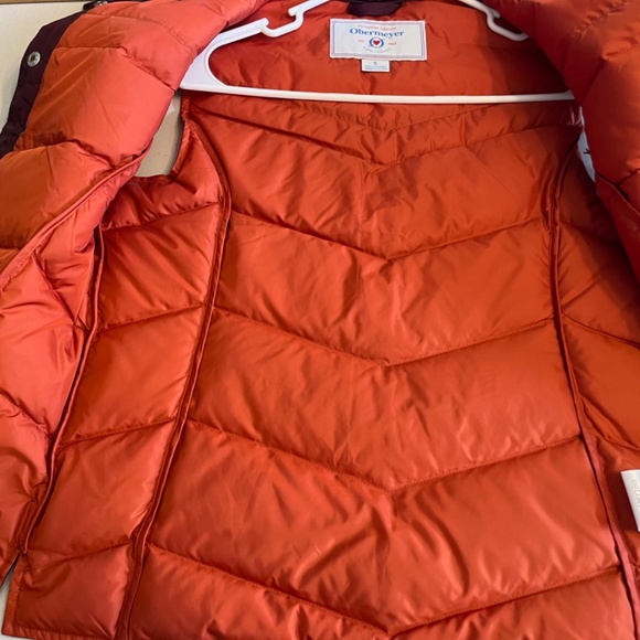 Women’s Size Small Wine Carson Down Obermeyer Vest - Picture 4 of 6